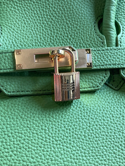 Klasszikus, valódi bőrből készült női kézitáska -  avokádózöld 30*15*24cm